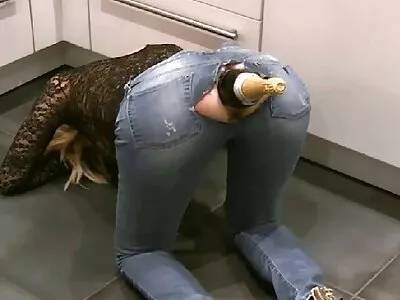Kuiken met lul Aspen Brooks neukt Kip Johnson enorm in www sexfilms be zijn kont
