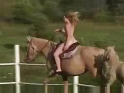 Ebbenhouten en ivoren poppen pijpen een enkele kerel sex filmpjes amateur