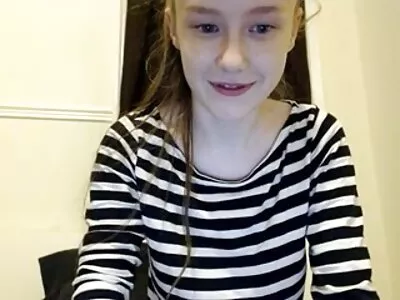 Deze grote ronde tieten zullen ervoor seksfilms gratis zorgen dat hij haar hartstochtelijk neukt