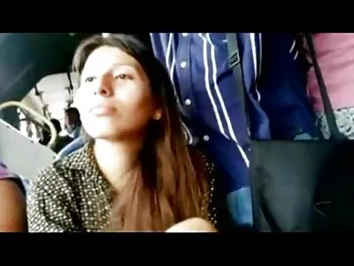 Chick vindt de mogelijkheid om geneukt te worden, zelfs als ze gestraft wordt vlaamse sexfilms