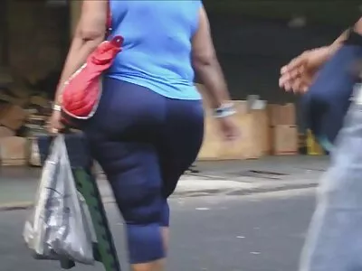 Bootylicious gratis sexfilms kijken Latina laat haar poesje likken door een geile kerel