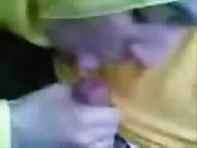 Ook al likte hij haar kutje, de kerel ging diep in haar kont youtube sexfilmpjes