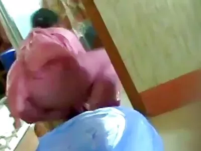 Meisje met enorme borst gebruikt strapon als vriendje haar vlaamse sex films boos maakt