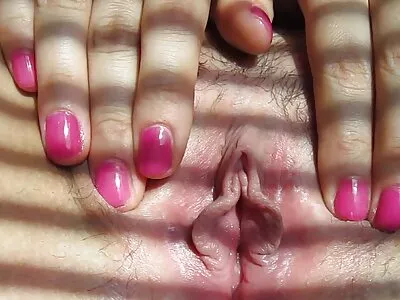 Rondborstige cougar wordt getitfucked voor mature pornofilms seks met zoon's vriend