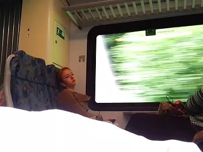 Raafharige hottie krijgt haar poesje uitgegeten en korte sex films geeft pijpbeurt